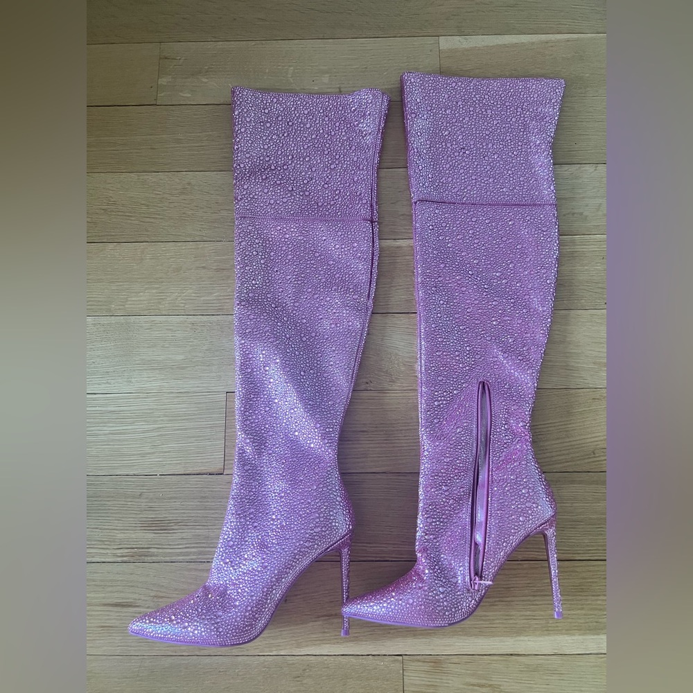 **SHIPS NEXT DAY** 🤝🎅🏼🎄 Steve Madden Pink Rhinestone Boots